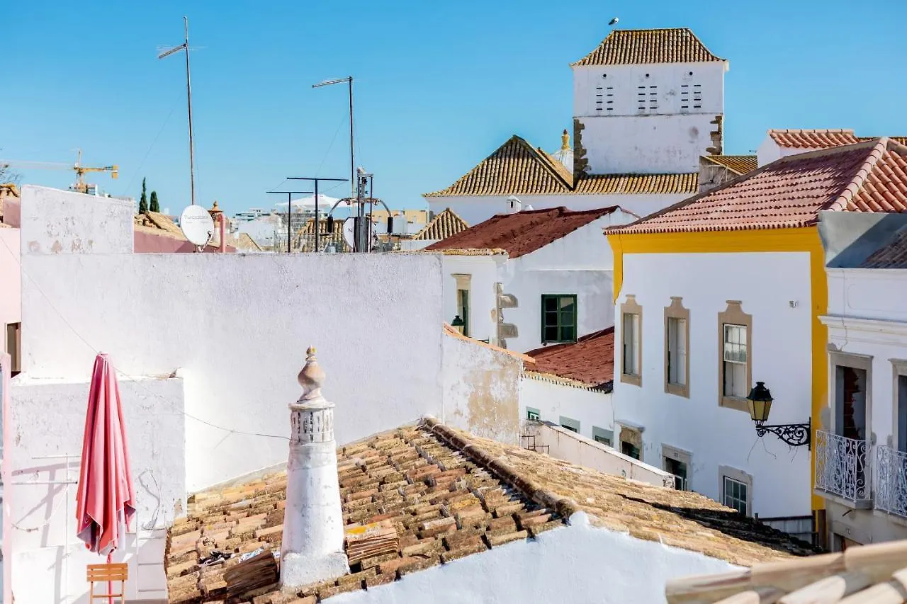 Trem - Located In Old City - Faro Holiday home