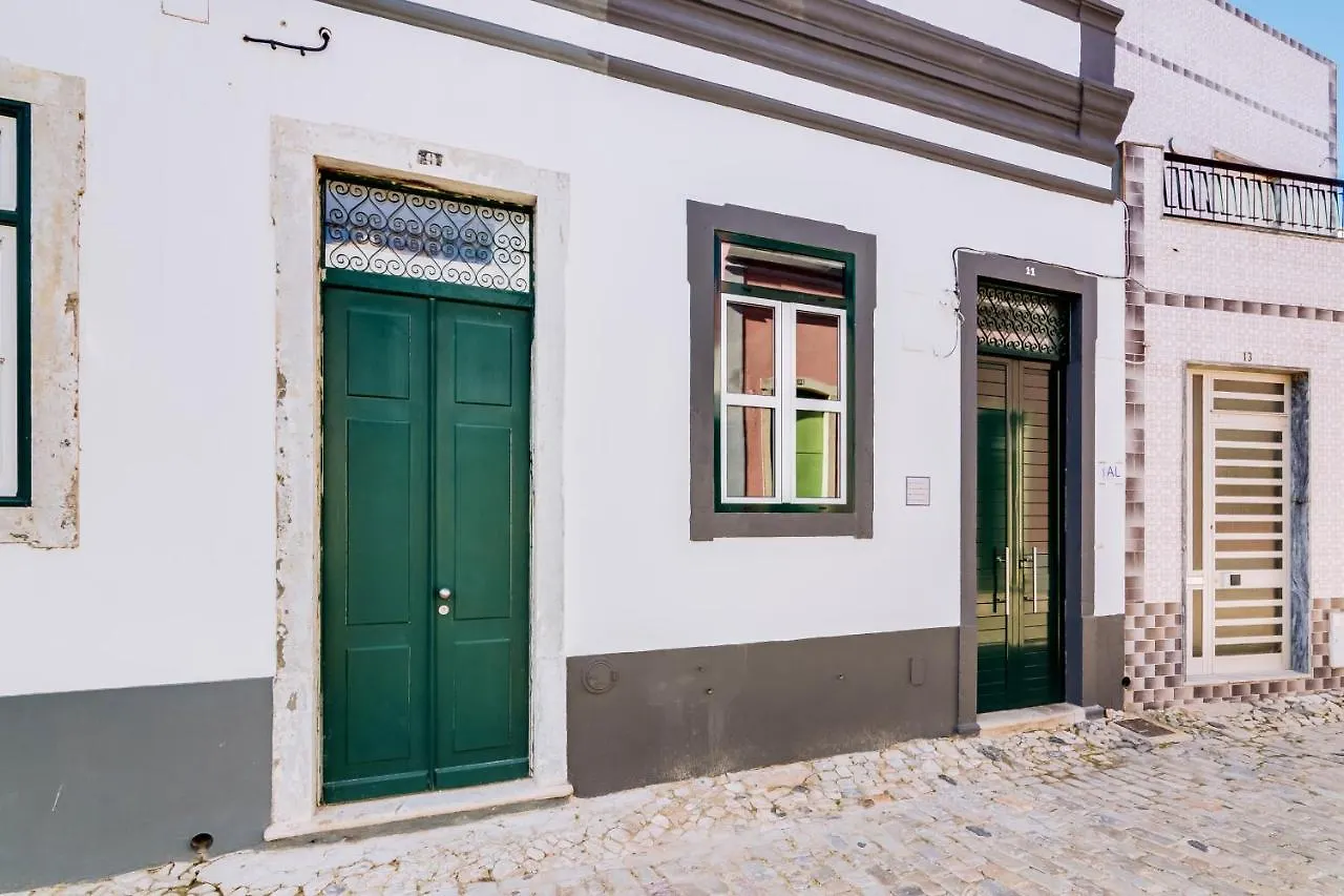 Holiday home Trem - Located In Old City - Faro Portugal